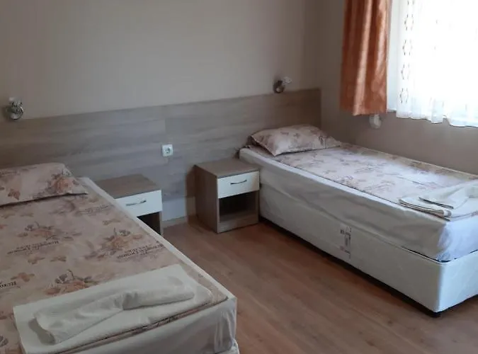 Diamandievi Πανσιόν