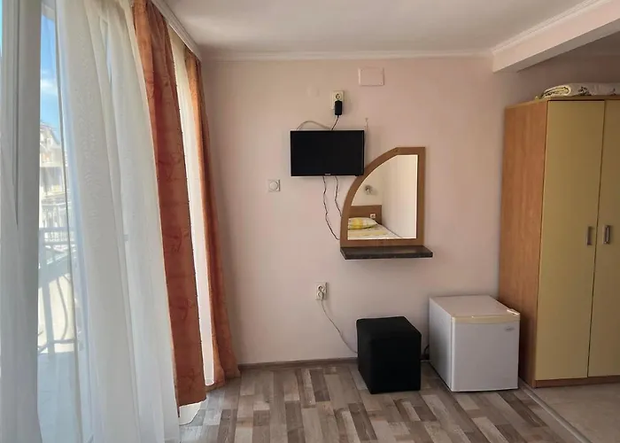 Diamandievi Νεσέμπαρ