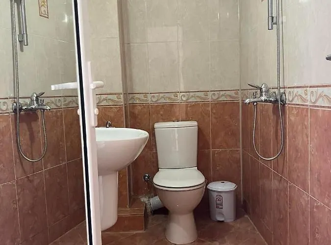 Diamandievi Πανσιόν Νεσέμπαρ