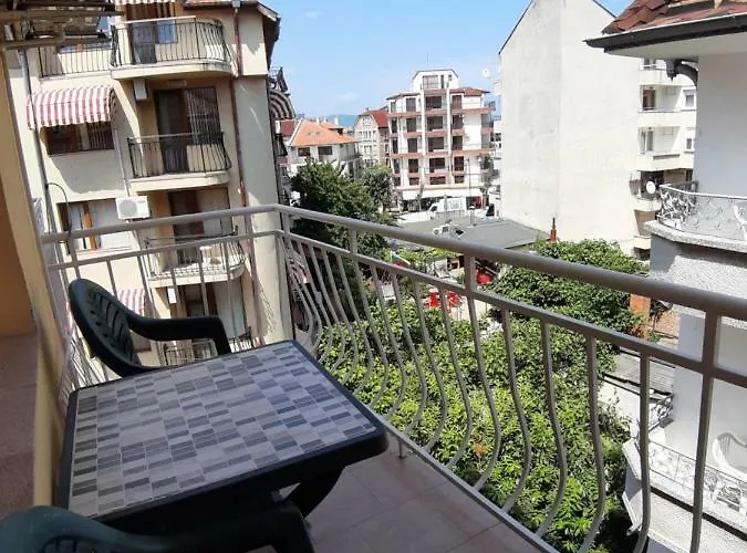 Πανσιόν Diamandievi 4*