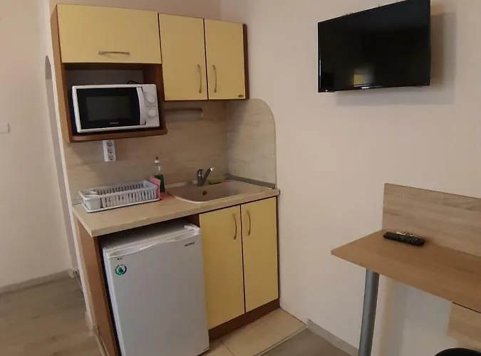 Diamandievi Νεσέμπαρ